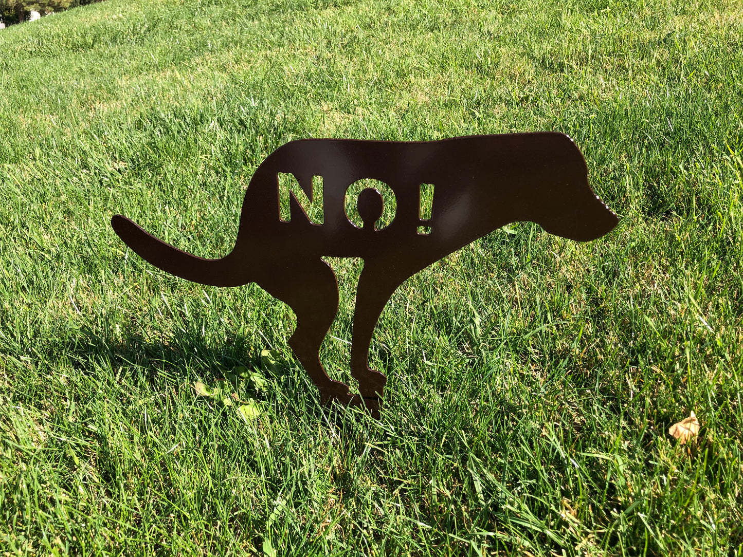 No pooping yard sign made of powder-coated 14-gauge steel, 14x15 inches for outdoor use