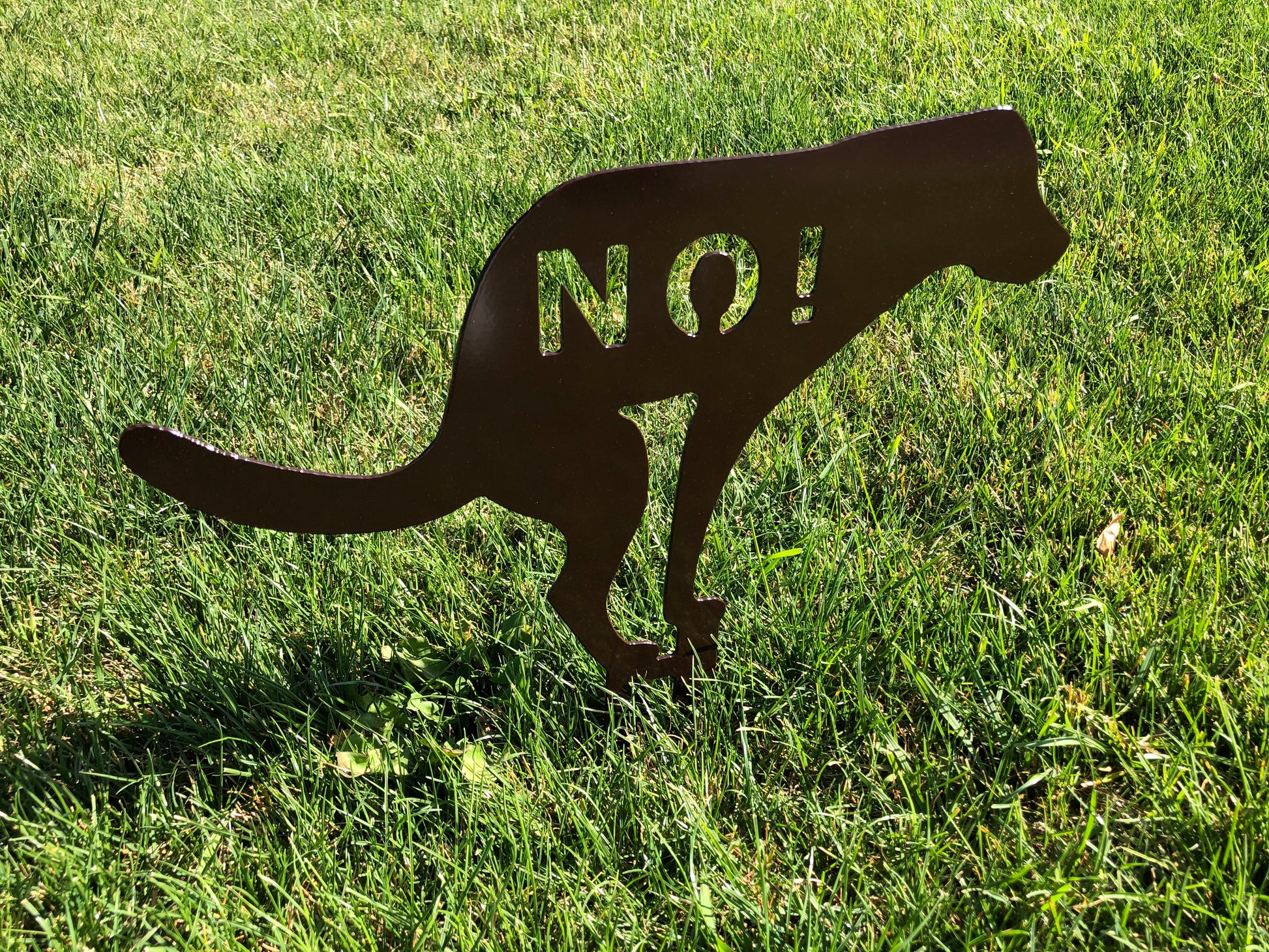No pooping yard sign made of powder-coated 14-gauge steel, 14x15 inches for outdoor use